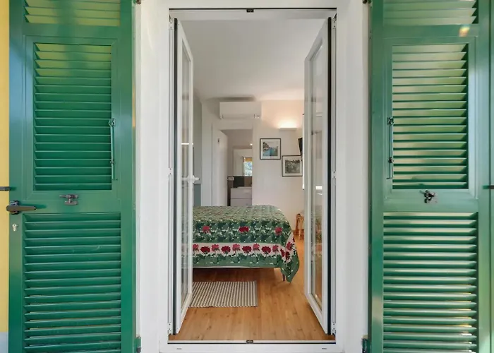 Ginela' Casa de hóspedes 4*